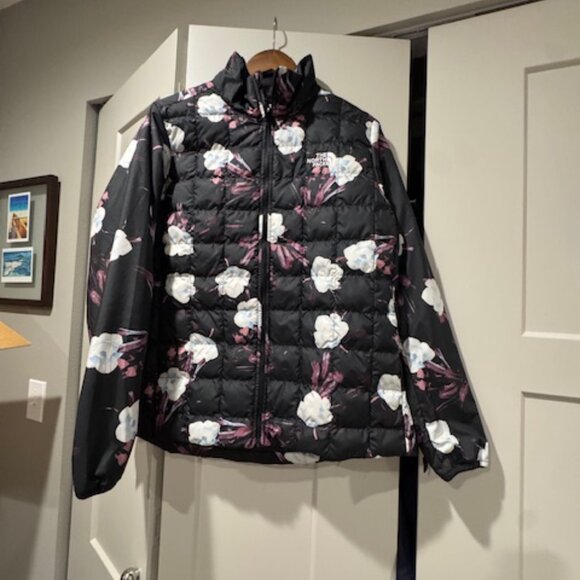 The North Face Women’s ThermoBall Snow Triclimate 3-in-1 XL Jacket - Picture 6 of 10